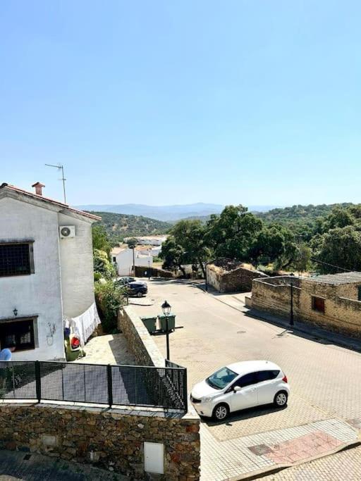 Hispalis Villa En Aracena La Umbria  Buitenkant foto