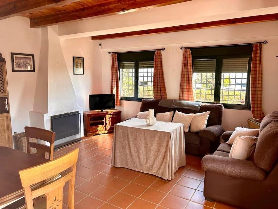 Hispalis Villa En Aracena La Umbria  Buitenkant foto